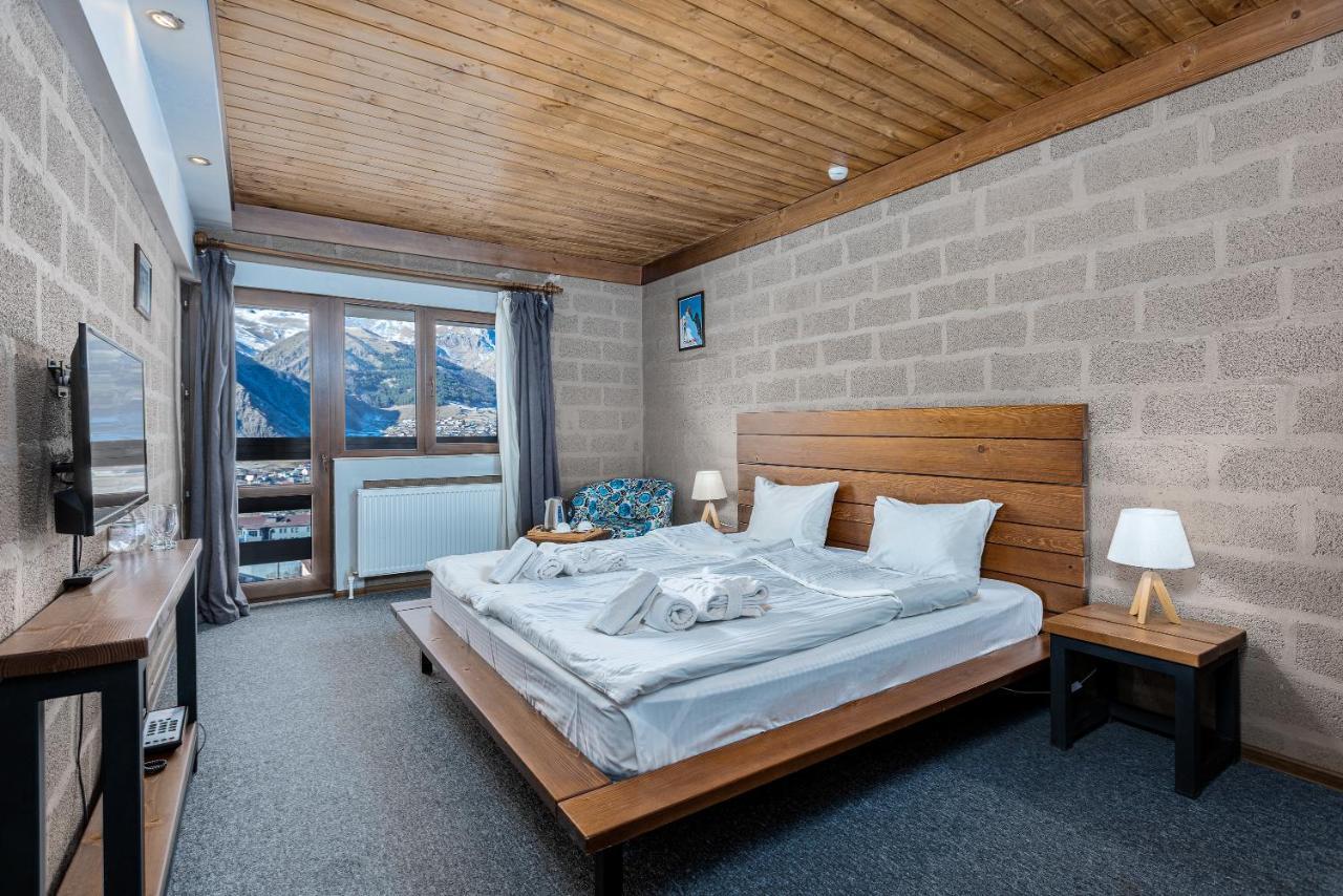 Hotel Alpine Lounge Kazbegi Exterior foto