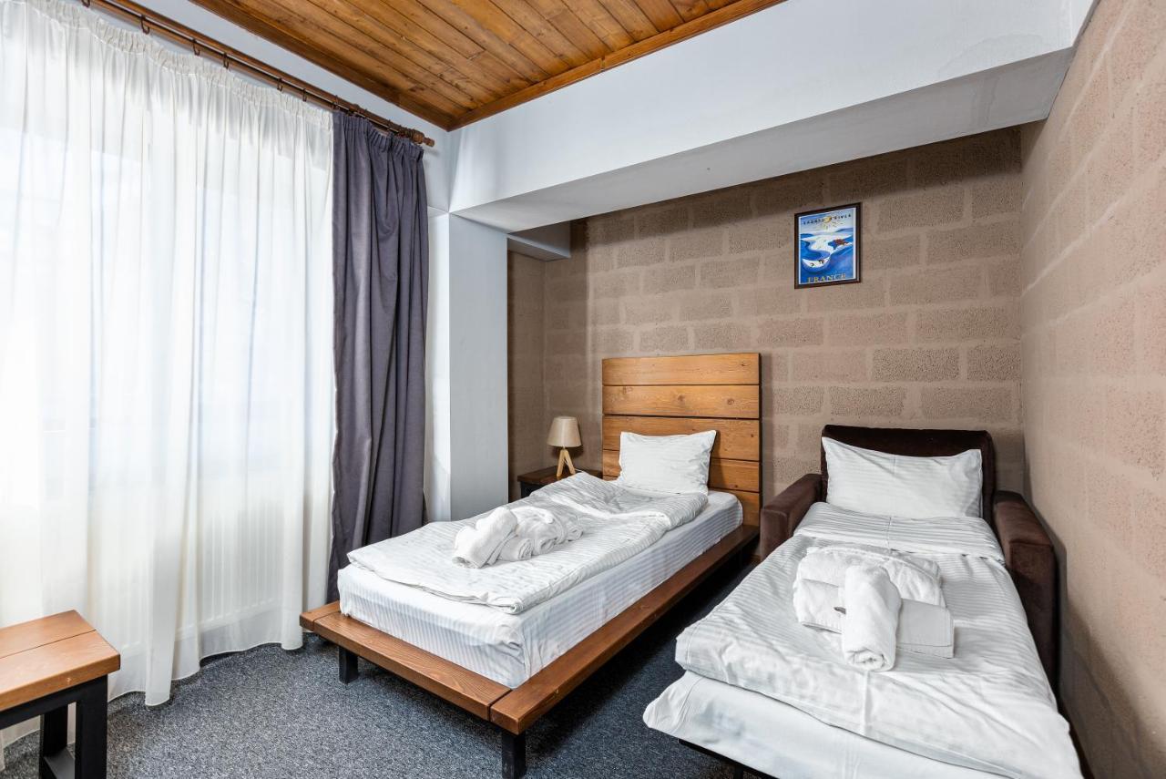 Hotel Alpine Lounge Kazbegi Exterior foto