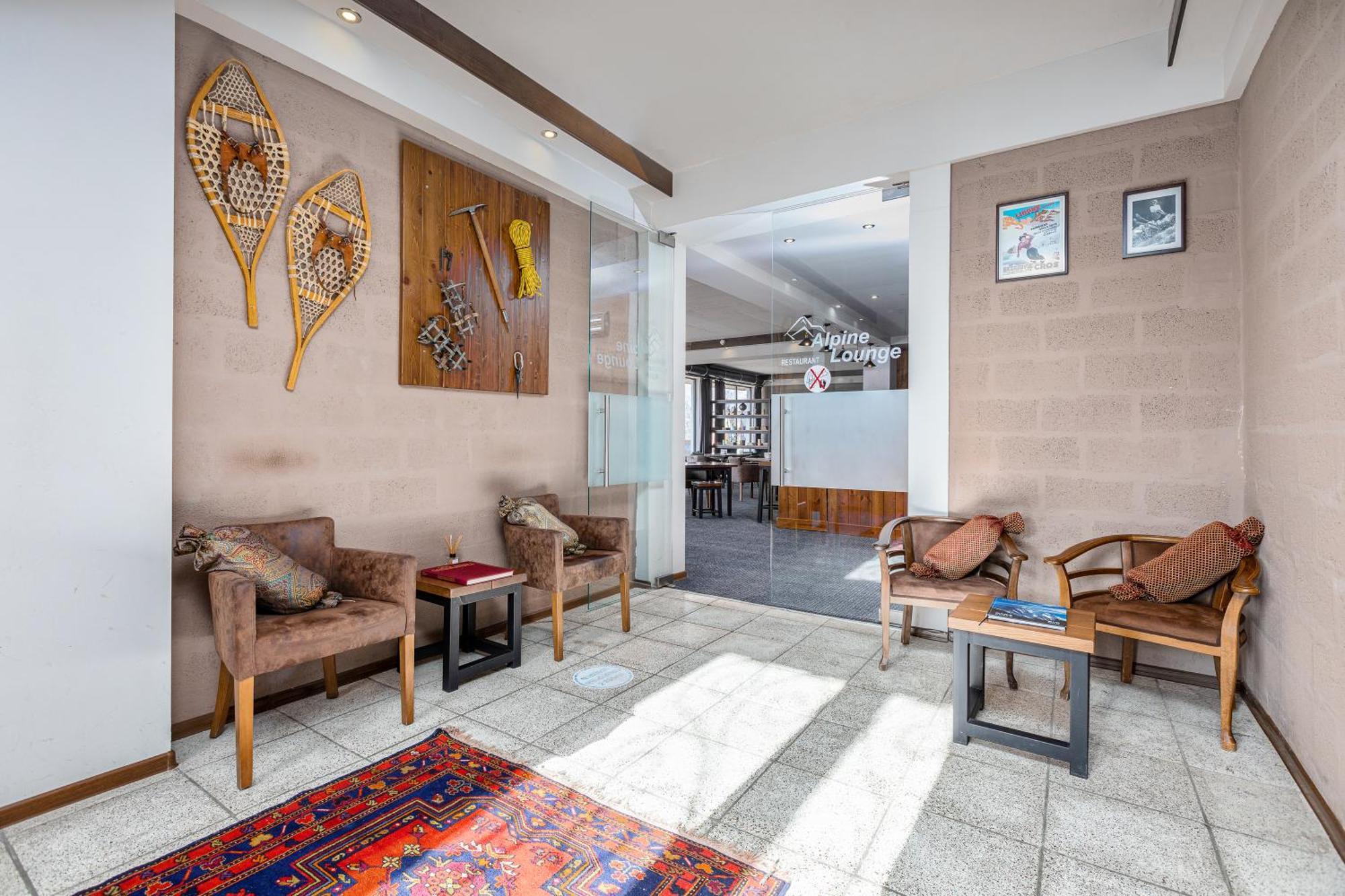Hotel Alpine Lounge Kazbegi Exterior foto