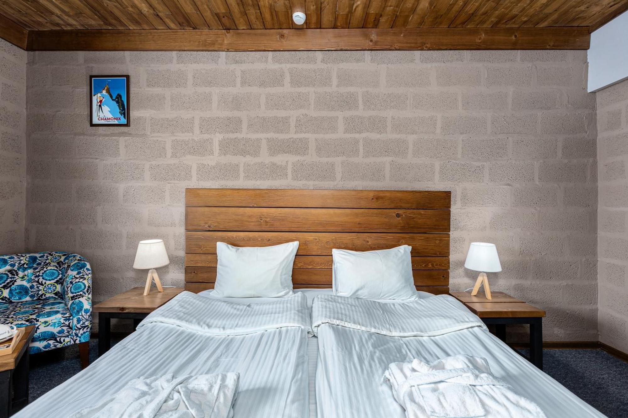 Hotel Alpine Lounge Kazbegi Exterior foto